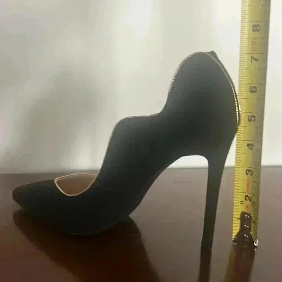 LEMON DROP BY  PRIVILEGED BLACK HEELS GOLD TRIM SIZE 8.5 - Picture 11 of 14